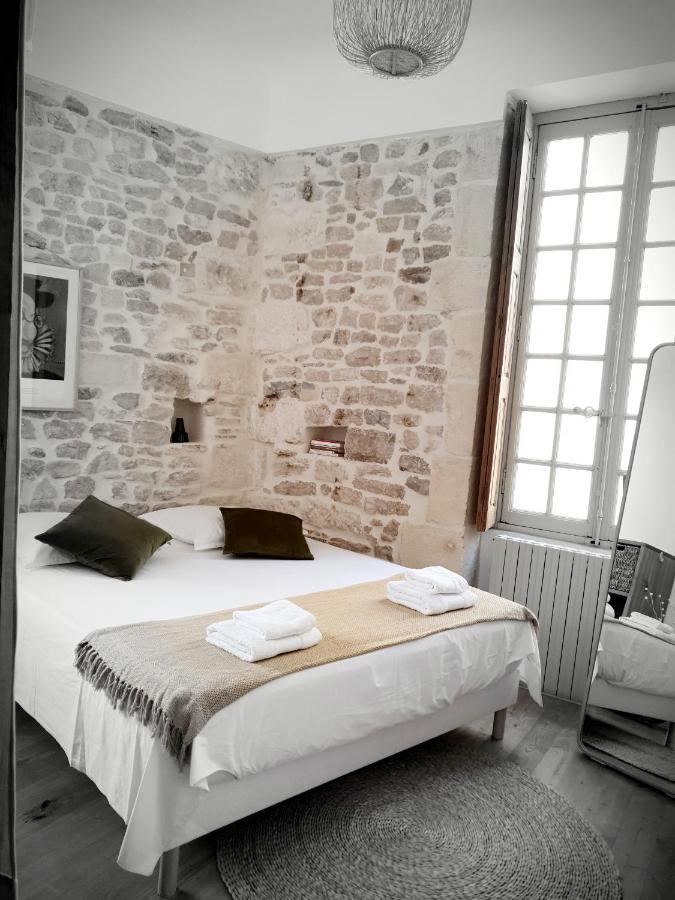 Ferienwohnung Palmiers Et Crocos Du Vieux Nîmes Exterior foto